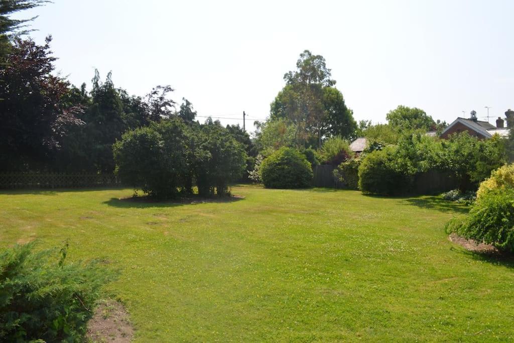 The Willow Studio - Peaceful Retreat Near Whitstable Seaside ฟาเวอร์แชม ภายนอก รูปภาพ