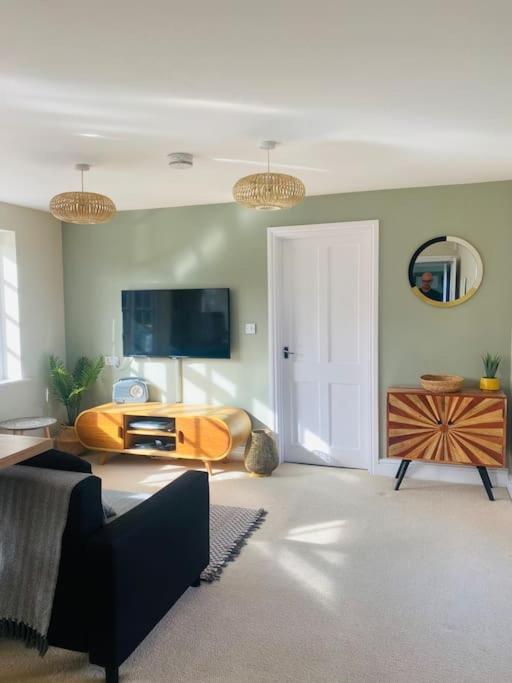 The Willow Studio - Peaceful Retreat Near Whitstable Seaside ฟาเวอร์แชม ภายนอก รูปภาพ